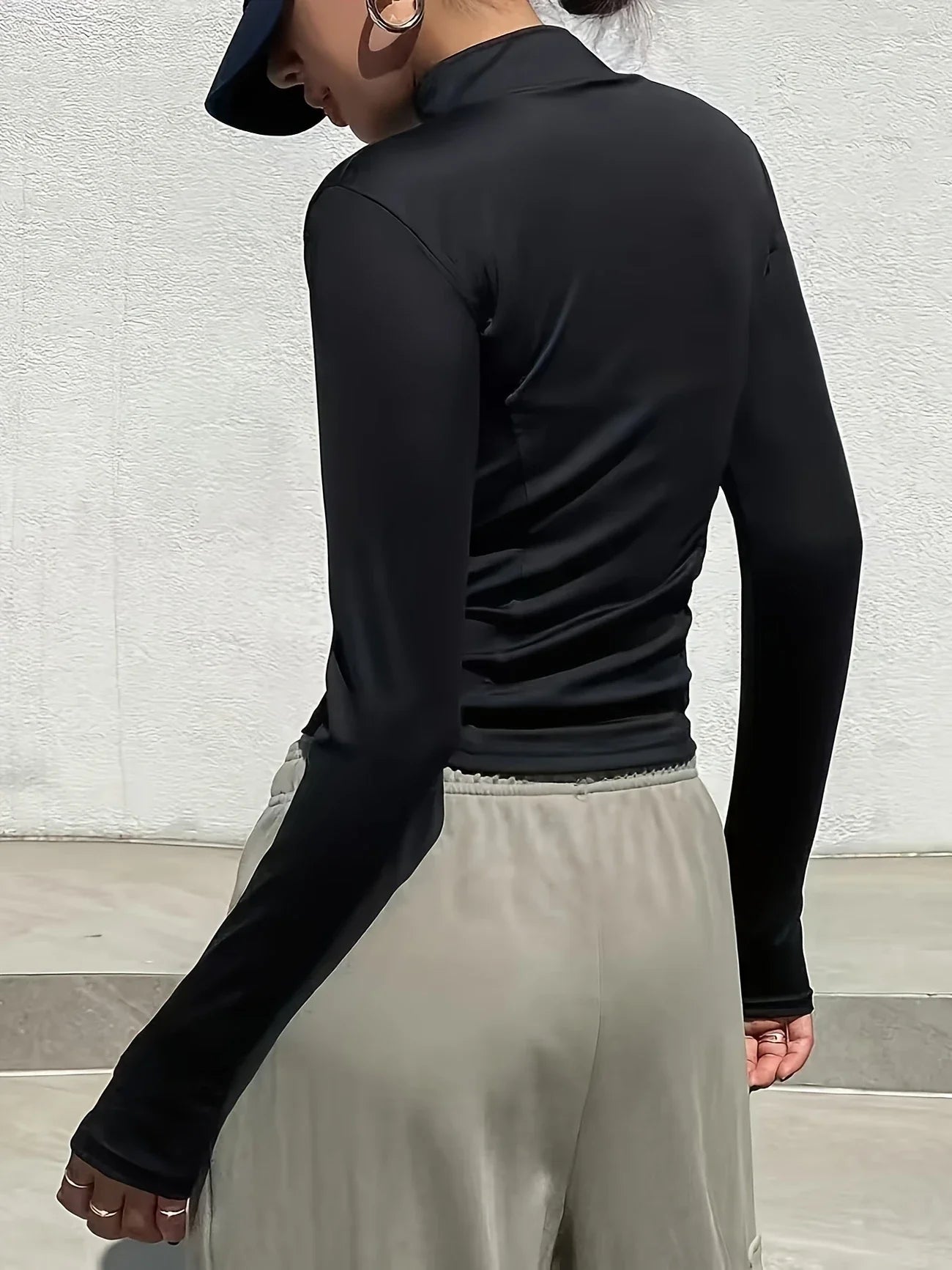 Jaqueta esportiva feminina de secagem rápida ideal para treinos na academia e corrida ao ar livre
