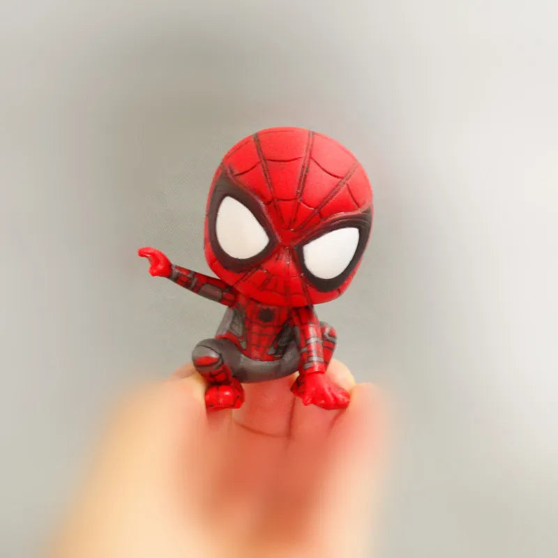 Figura de ação fofa do Homem-Aranha dos Vingadores