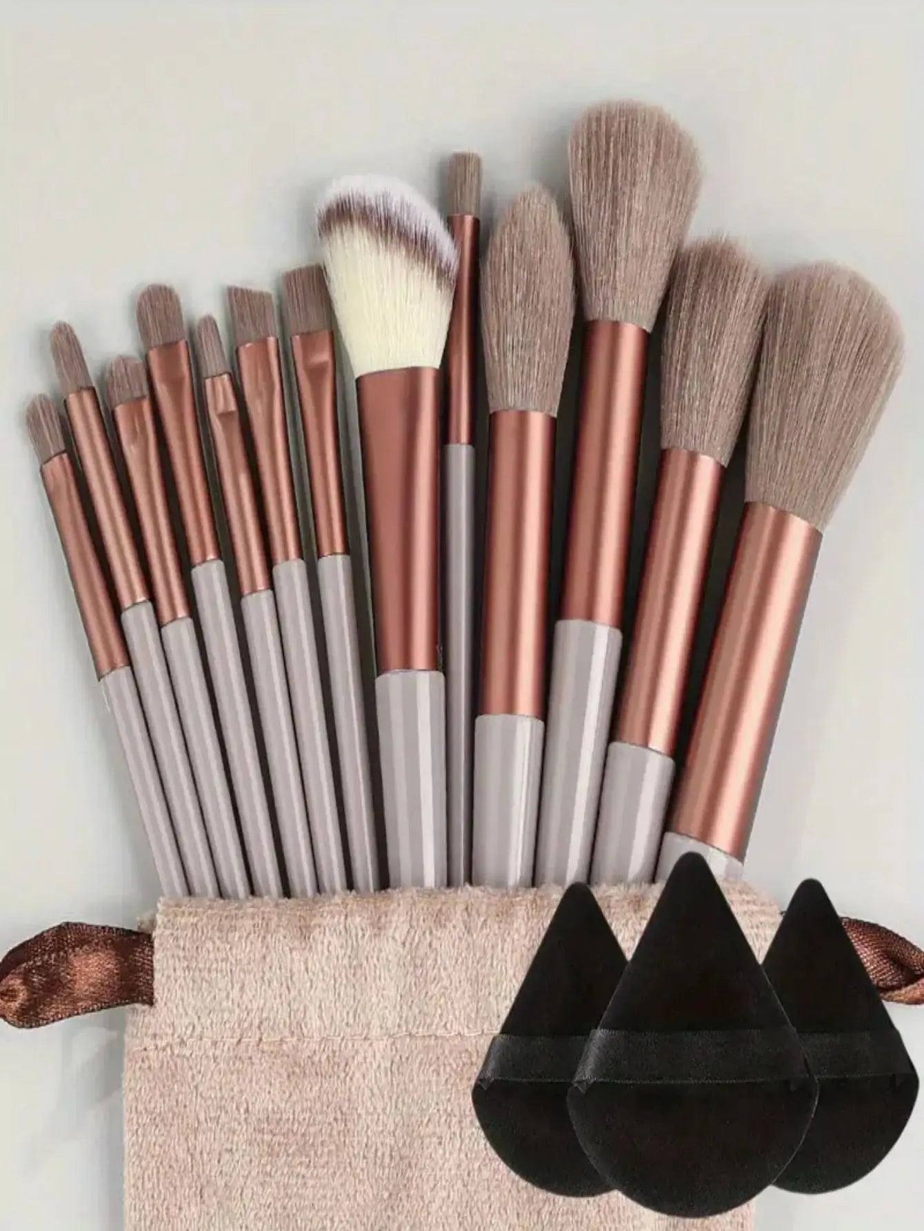 Conjunto de Pincéis de Maquiagem Macios e Fofos Profissionais para Base, Pó e Sombra, Estilo Kabuki