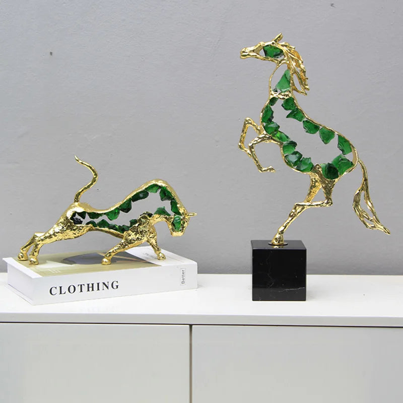 Escultura Decorativa Cisne Luxuoso – Elegância que Transforma Ambientes
