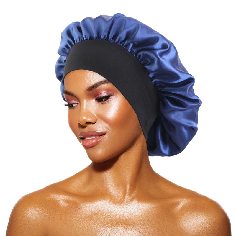 Touca feminina de cetim lisa com aba larga, ideal para dormir, tomar banho ou como touca noturna.